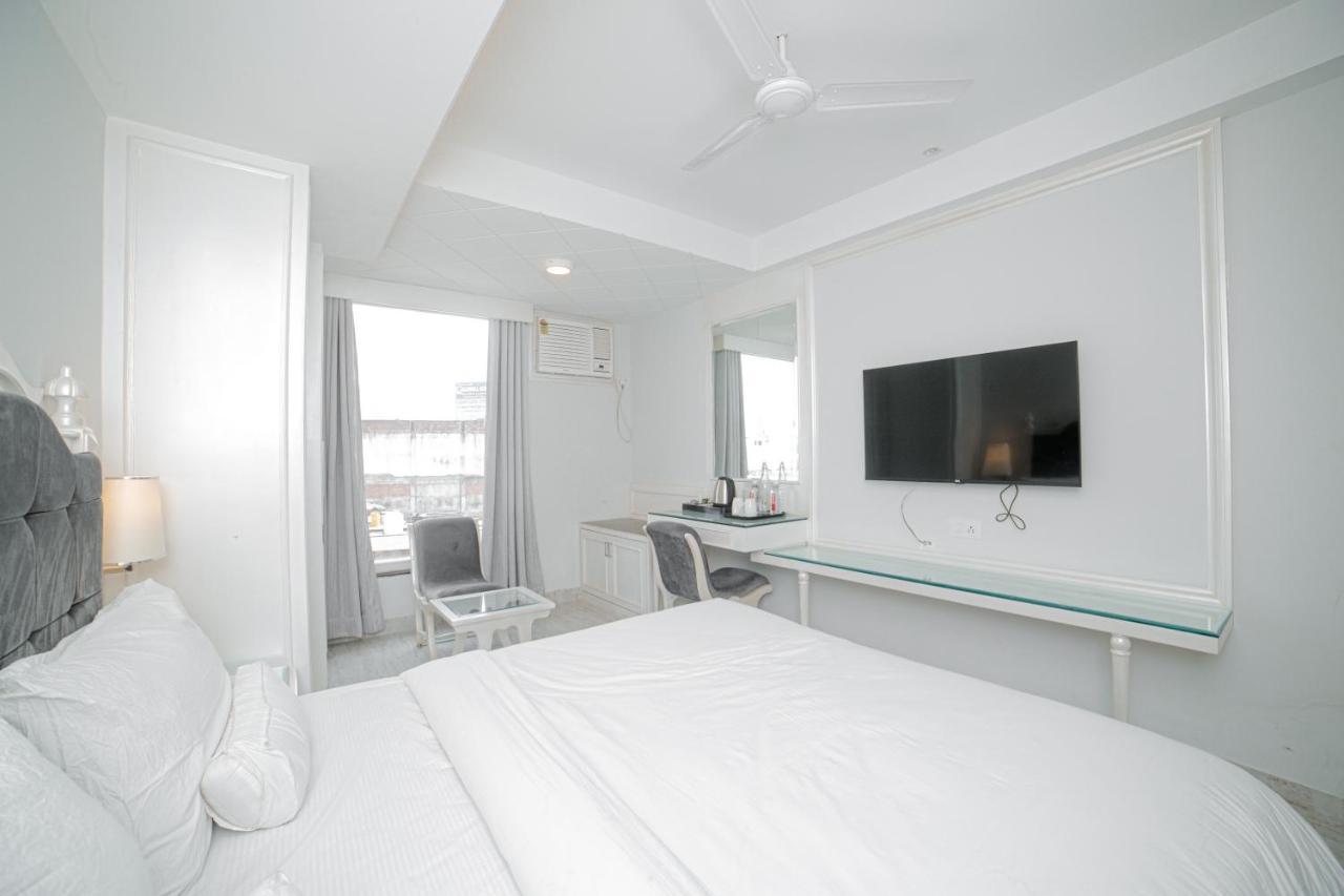 Отель Pearl Courtyard Варанаси Экстерьер фото